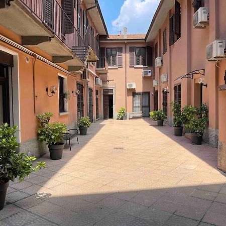 Corte Del 6 - Cozy Modern Flat B Mailand Exterior foto