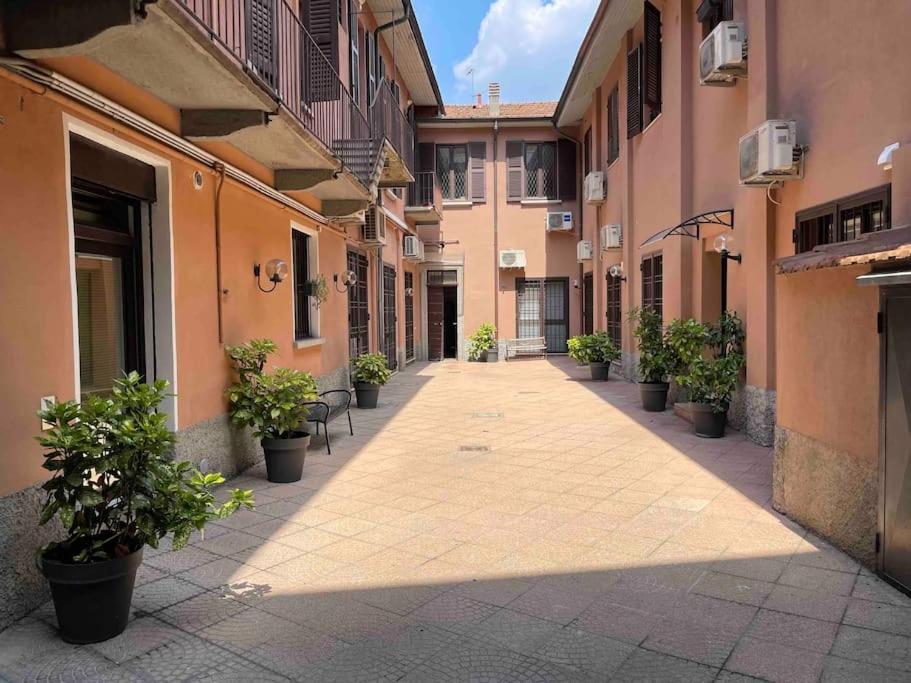 Corte Del 6 - Cozy Modern Flat B Mailand Exterior foto