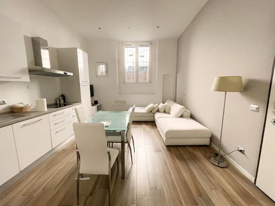 Corte Del 6 - Cozy Modern Flat B Mailand Exterior foto