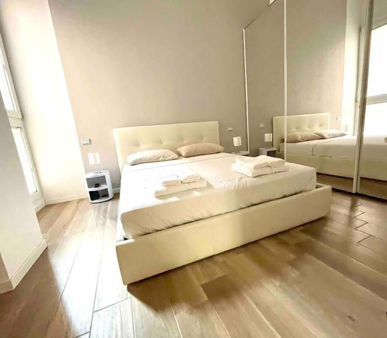 Corte Del 6 - Cozy Modern Flat B Mailand Exterior foto